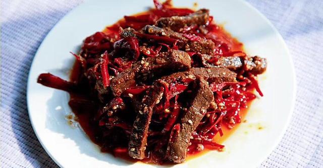 自贡特产——川味冷吃牛肉制作